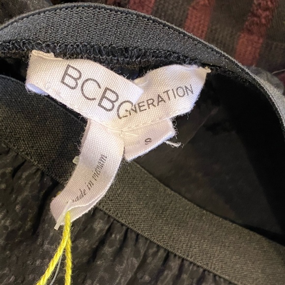 BCBG Generation skirt - Picture 8 of 8